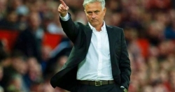 HLV Mourinho chính thức hết "hất nghiệp"