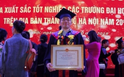 Thủ khoa đam mê thể thao và công nghệ thông tin