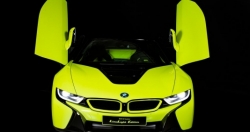 BMW i8 Roadster LimeLight Edition - Độc bản cho người yêu màu xanh