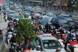 Người dân nên làm gì để “đối phó” với ùn tắc giao thông dịp cuối năm?