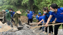 Đồng loạt ra quân “Ngày cao điểm tình nguyện chung tay xây dựng Nông thôn mới”