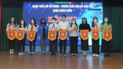Gần 100 thí sinh tranh tài tại Hội thi Tin học trẻ quận Hoàn Kiếm