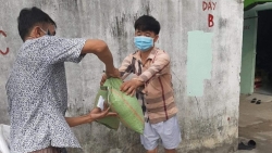 “Sài Gòn yêu thương” hỗ trợ 1.000kg gạo tới gia đình khó khăn